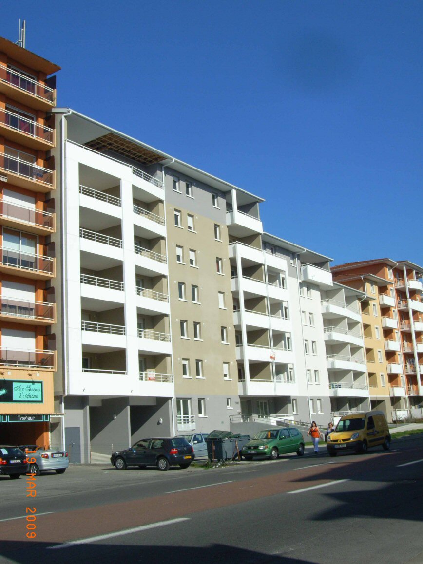 IMMEUBLE DE LOGEMENTS 2 BILLERES 64 IMMEUBLE DE LOGEMENTS 2 BILLERES 64